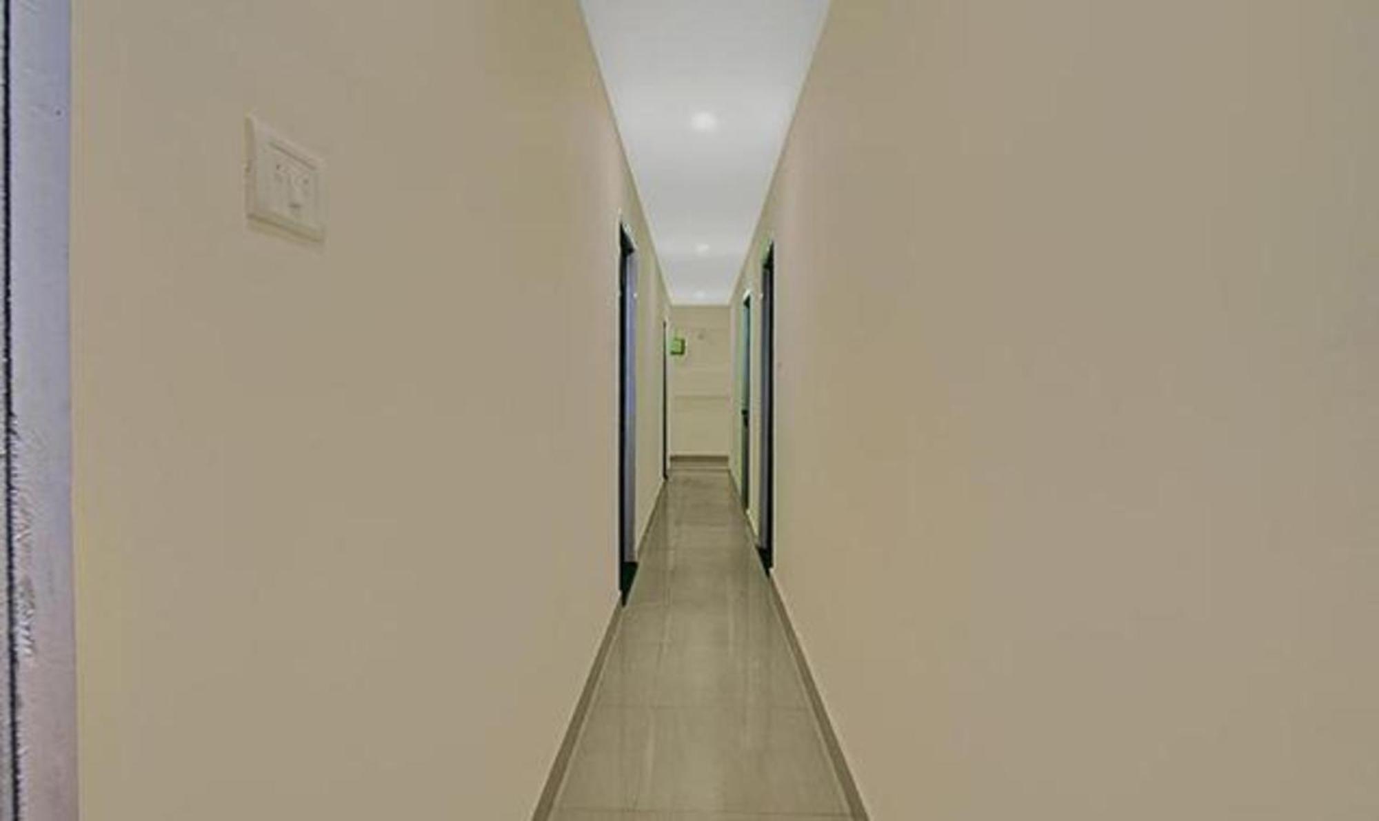 Fabhotel 29 House Morjim